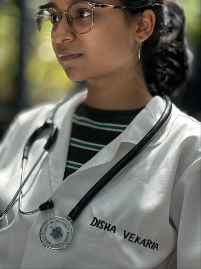 WHITE COAT